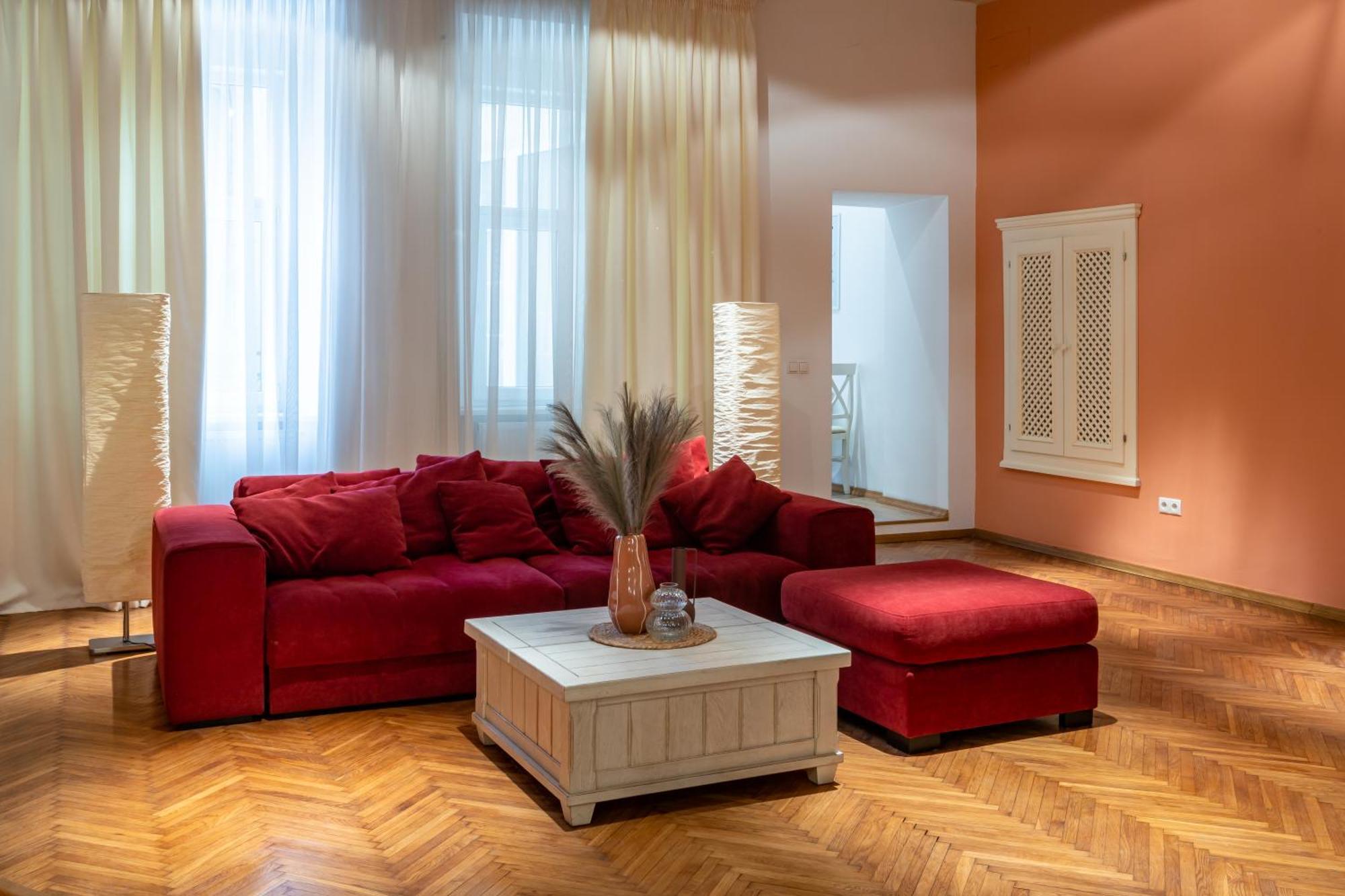 Romari Площа Ринок 28 Lviv Exterior foto