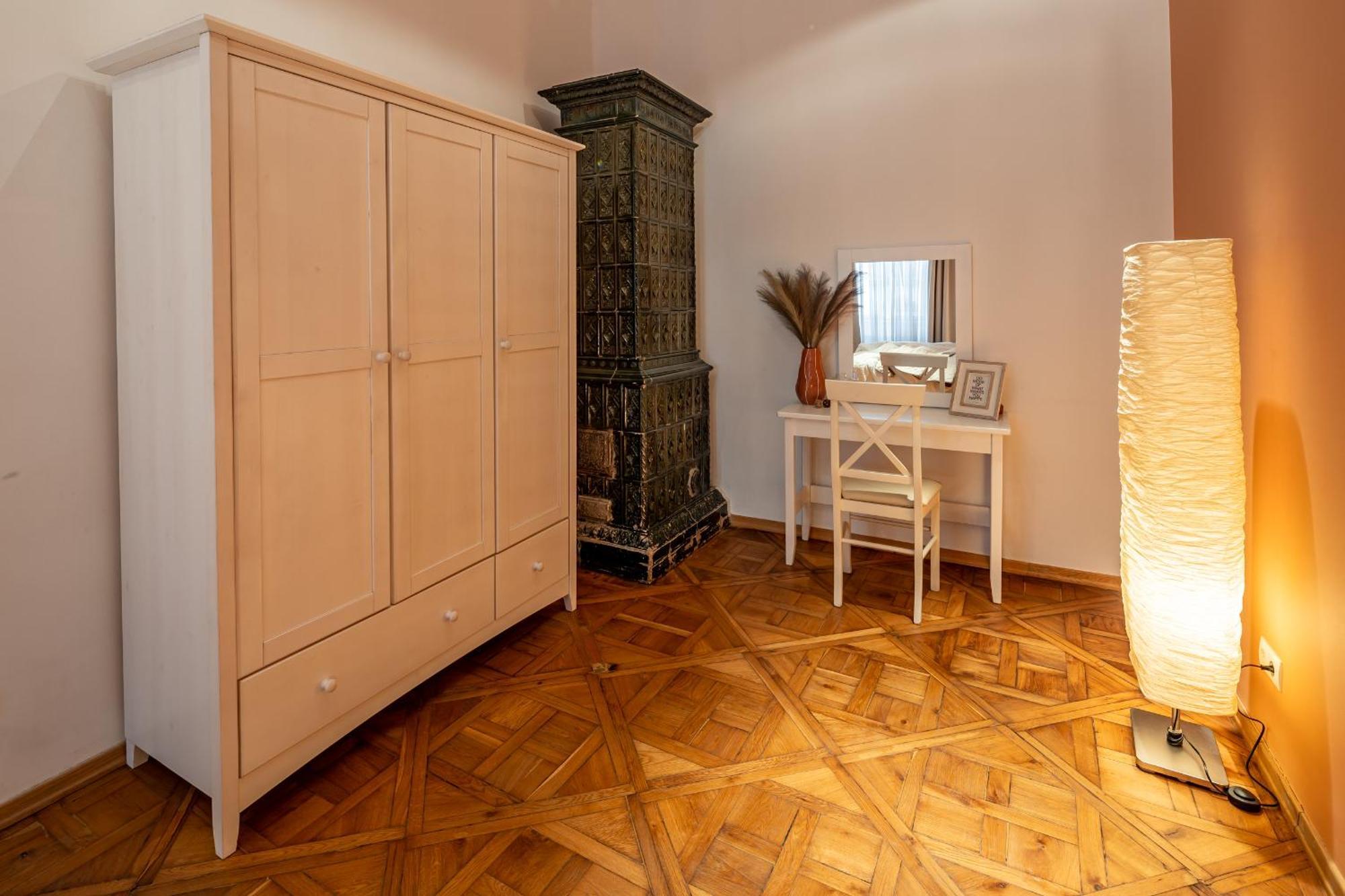 Romari Площа Ринок 28 Lviv Exterior foto